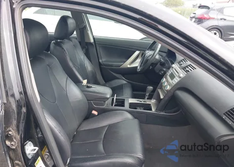 2007 Toyota Camry Se V6 z USA, uszkodzony, nr VIN 4T1BK46K37U006828